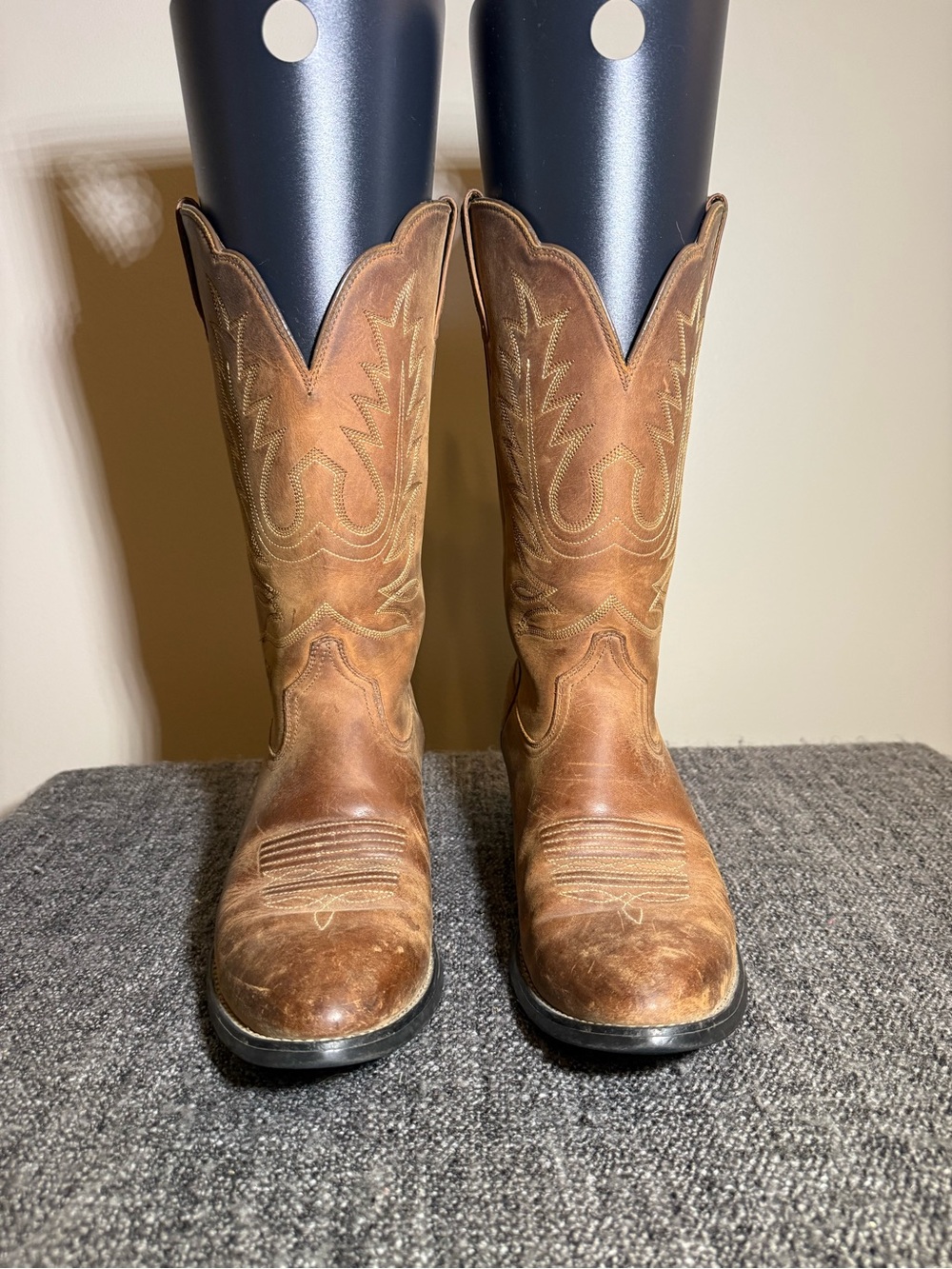 Ariat Tan/Brown Western Stitched Heeled Boots